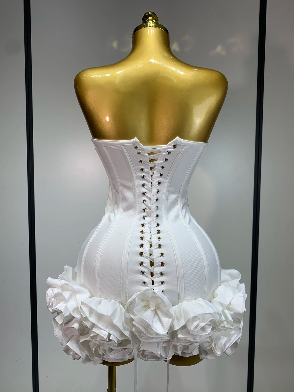 Flower Embellished Strapless Bandage Mini Dress — Backless Bodycon Celebrity Party Dress