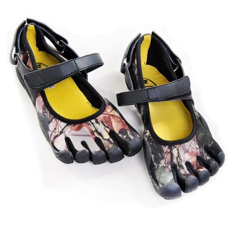 Unisex Five-Toe Shoes – Lightweight Leather Quick-Dry Hiking & Upstream Sneakers