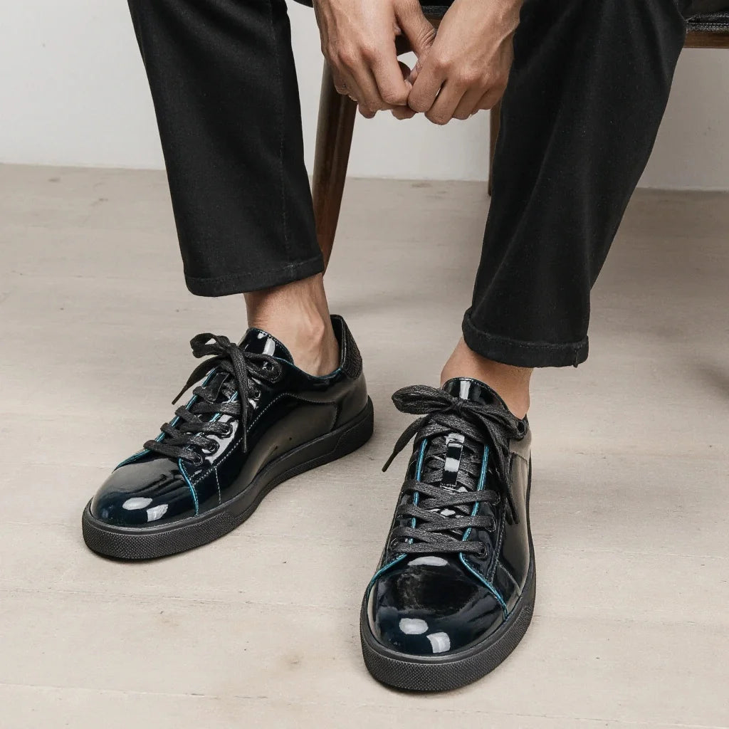 Men's Lightweight Breathable Fashion Sneakers — Comfortable Casual Everyday Shoes
