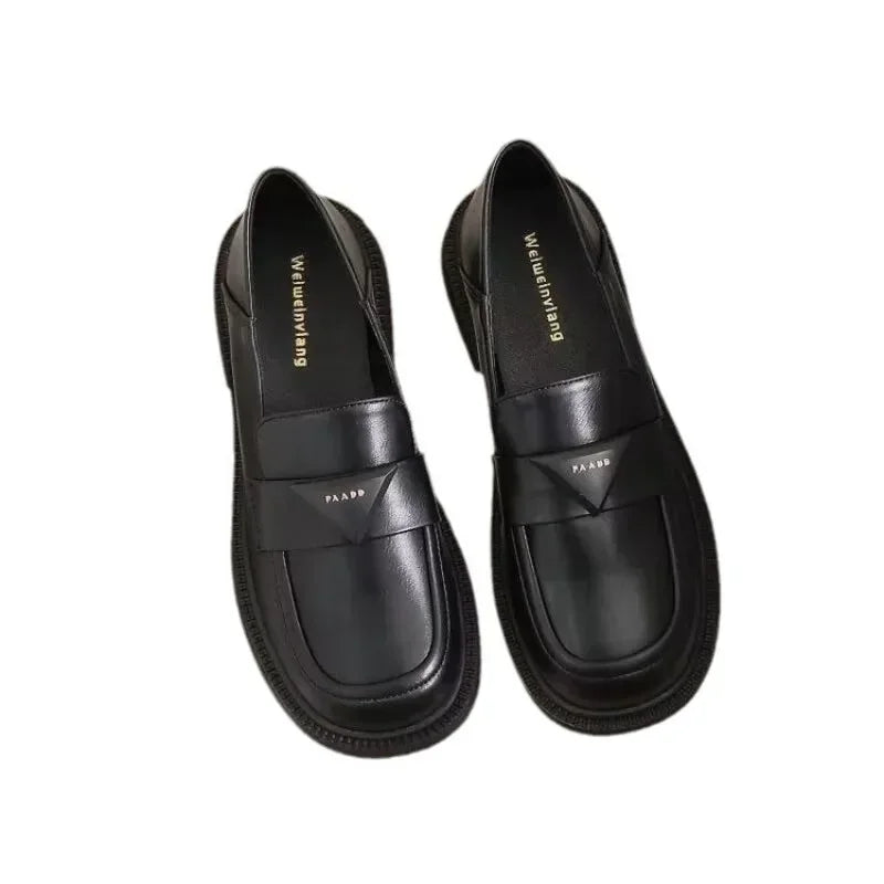 Women's Flat British Casual Leather Shoes — Black