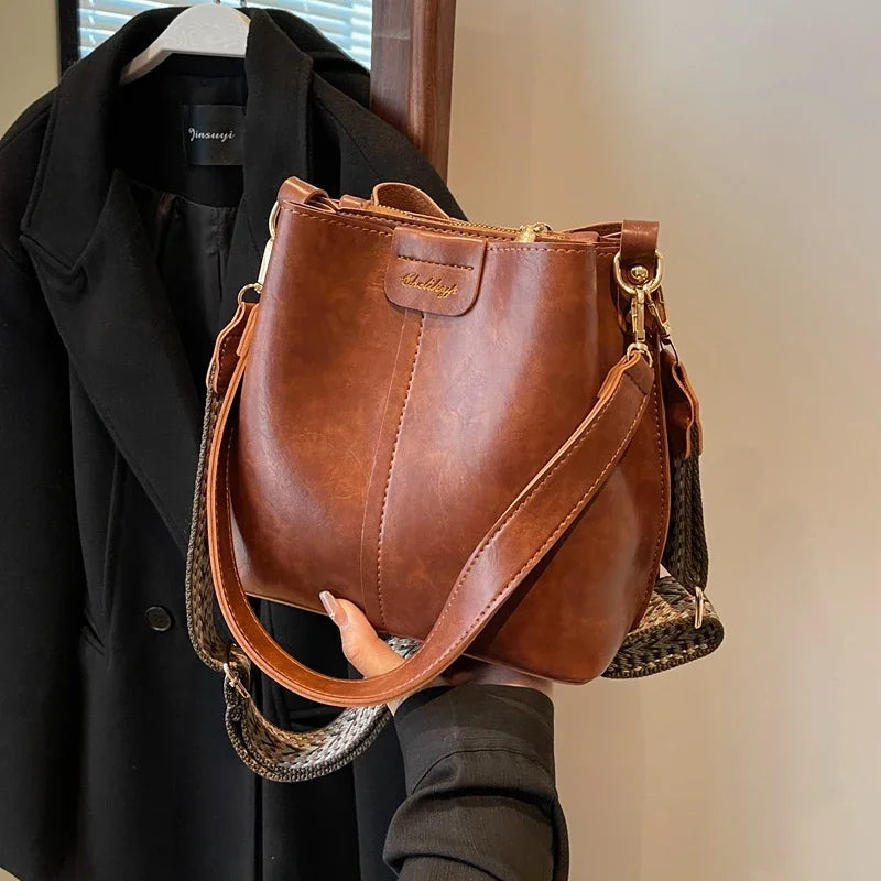 Vintage TPU Bucket Crossbody Bag – Designer Shoulder Handbag for Women
