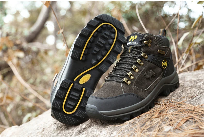Men's Suede Shearling-Lined Winter Ankle Boots