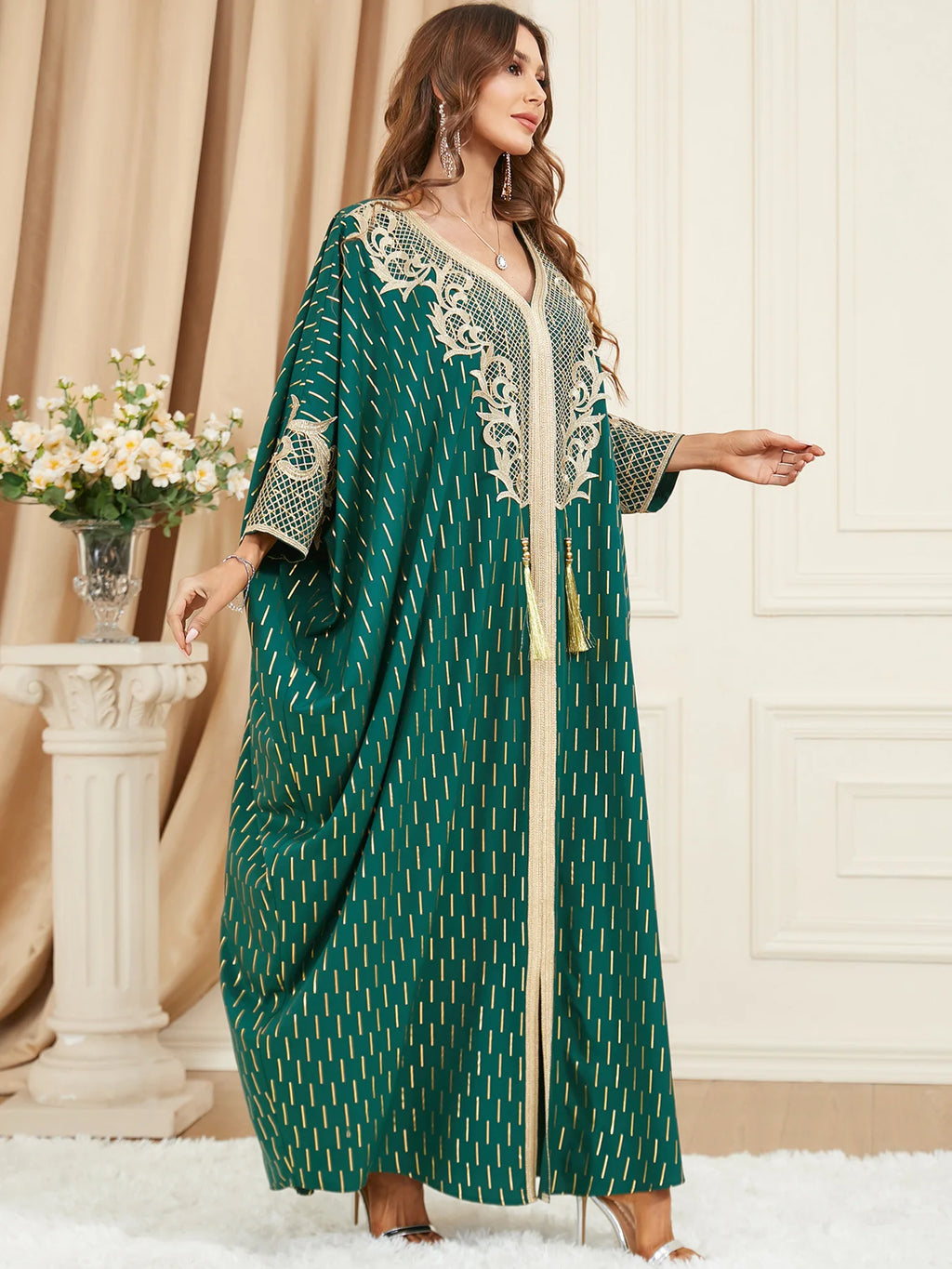 Muslim Abaya Bat Sleeve V-Neck Tassel Evening Dress — Loose Elegant Dubai Maxi Robe