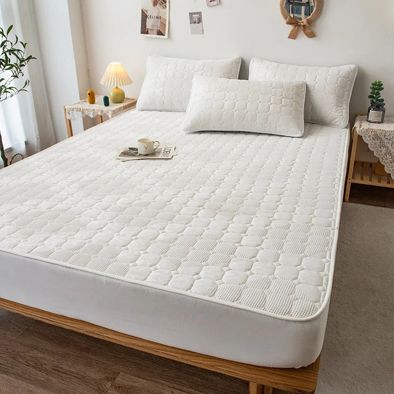Waterproof Thickened Mattress Pad Protector – Embroidered Breathable Fitted Bed Cover, 140–180x200cm