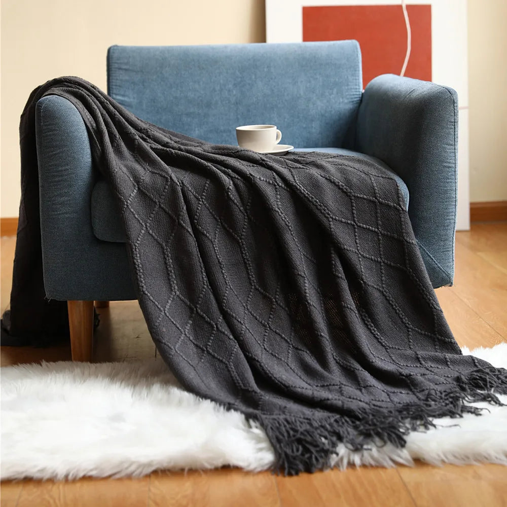 Knitted Acrylic Throw Blanket with Tassels – Chunky Farmhouse Style, 28 Colors & 2 Sizes