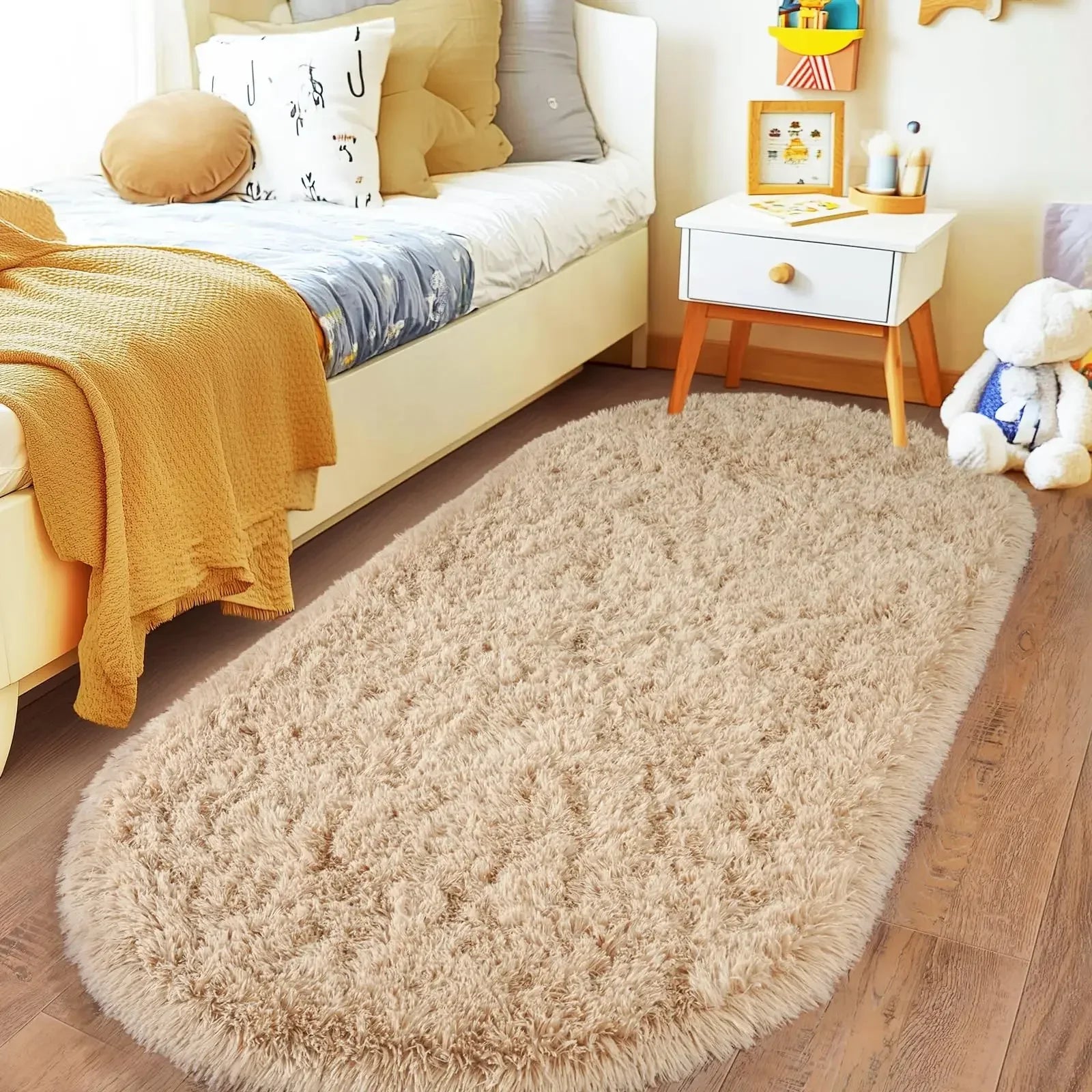 VIKAMA Solid Colour Oval Rug Soft, Warm and Non-Slip Entrance Hallway Doormat Bedroom Entrance Rug Bedside Carpet Home Decor