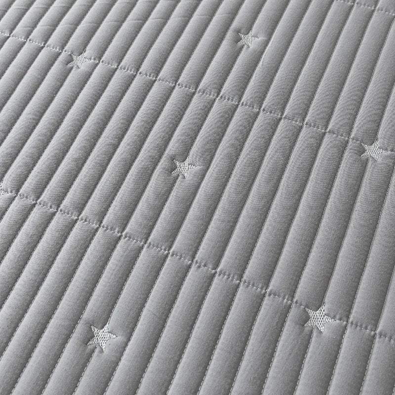 Waterproof Thickened Mattress Pad Protector – Embroidered Breathable Fitted Bed Cover, 140–180x200cm
