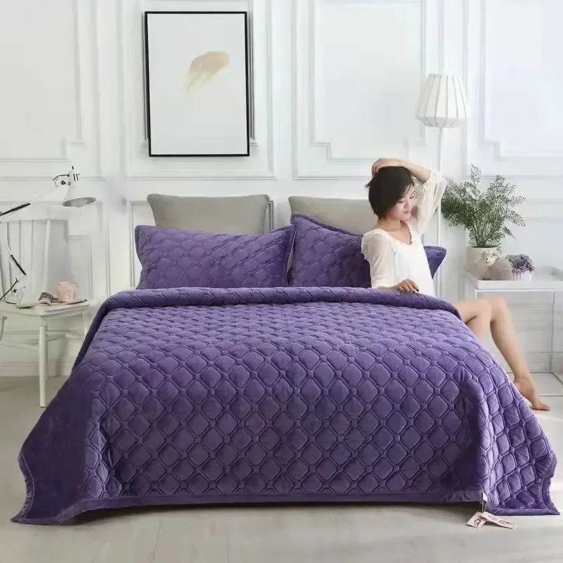 Flannel Geometric Bedspread – Super Soft Quilted Flat Sheet Blanket Cover, Twin to King