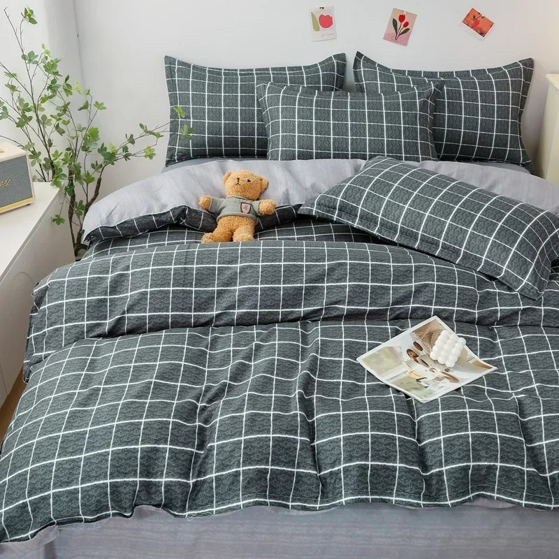 Cartoon Print Duvet Cover Set – Skin-Friendly 400TC Polyester, 3-Piece with 2 Pillowcases, 20 Designs & 4 Sizes