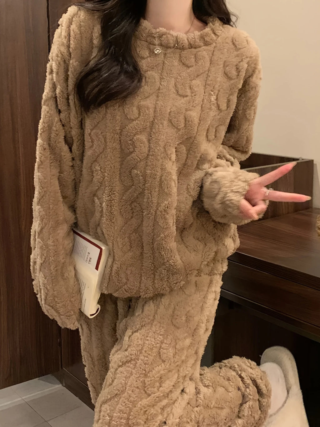 Women's Winter Plush Fleece Pajama Set – Thick Warm Jacquard Loungewear, 6 Colors