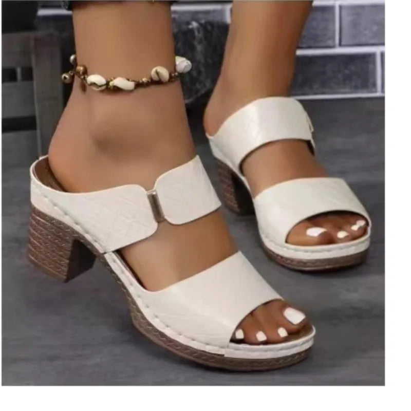 Women's Wedge Sandals with Metal Detail – Elegant Summer Slides