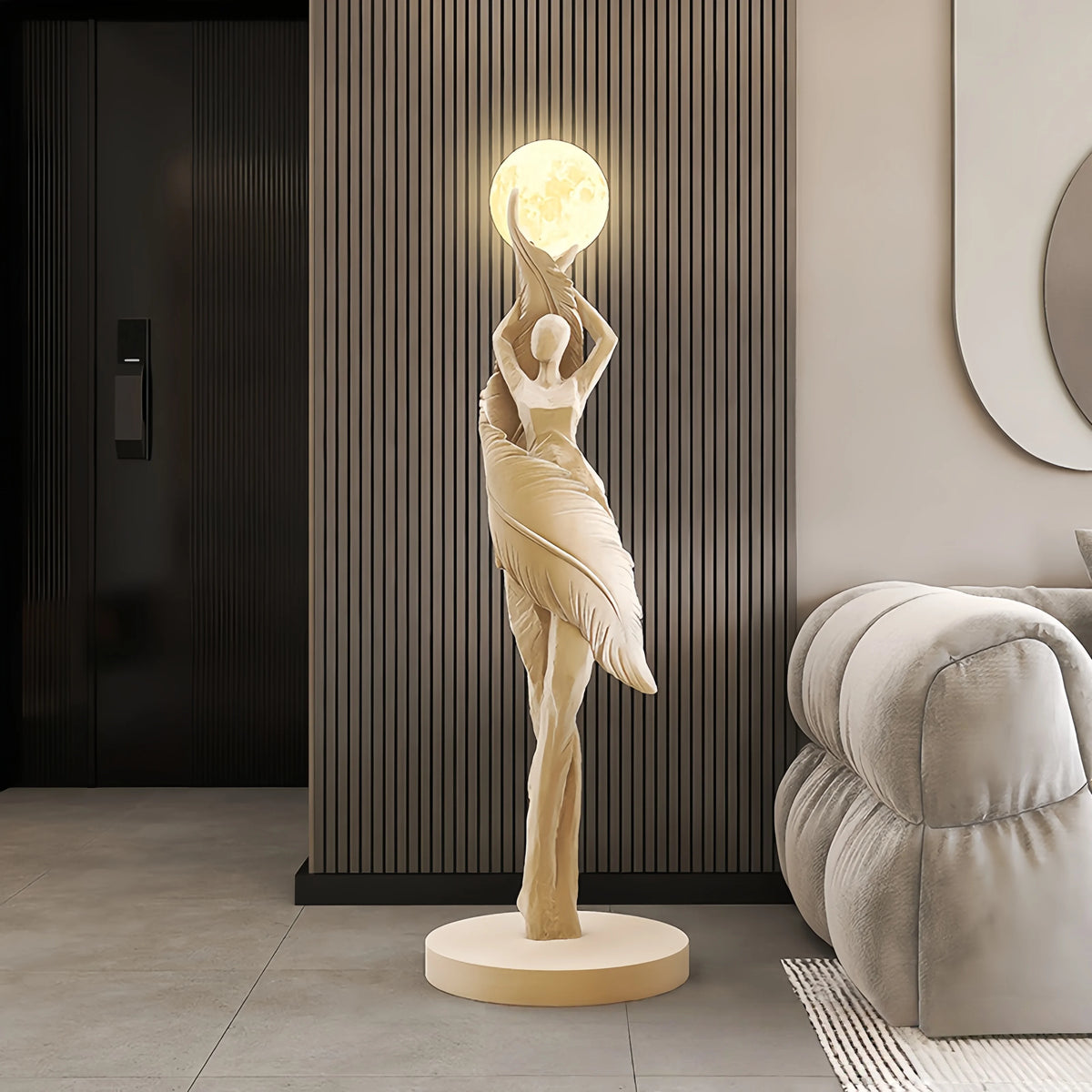 Sculptural Resin Lamp – 85 cm LED Accent