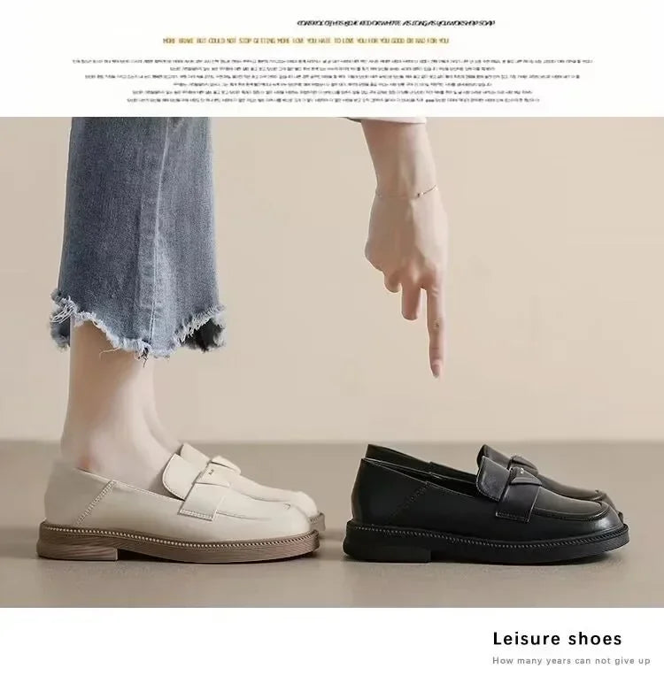 Women's Flat British Casual Leather Shoes — Black