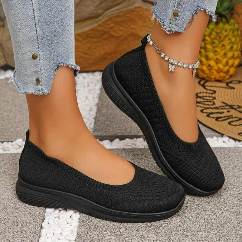 Women's Soft Sole Comfortable Sneakers – Lightweight Summer 2026 Shoes