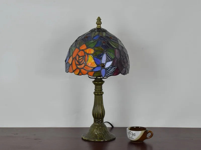 Stained Glass Table Lamp – Traditional Accent Lighting