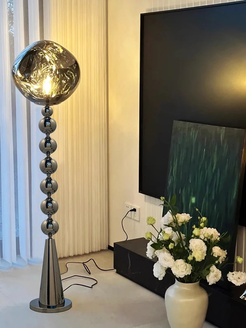 LED Floor Lamp – 150 cm Black or Silver