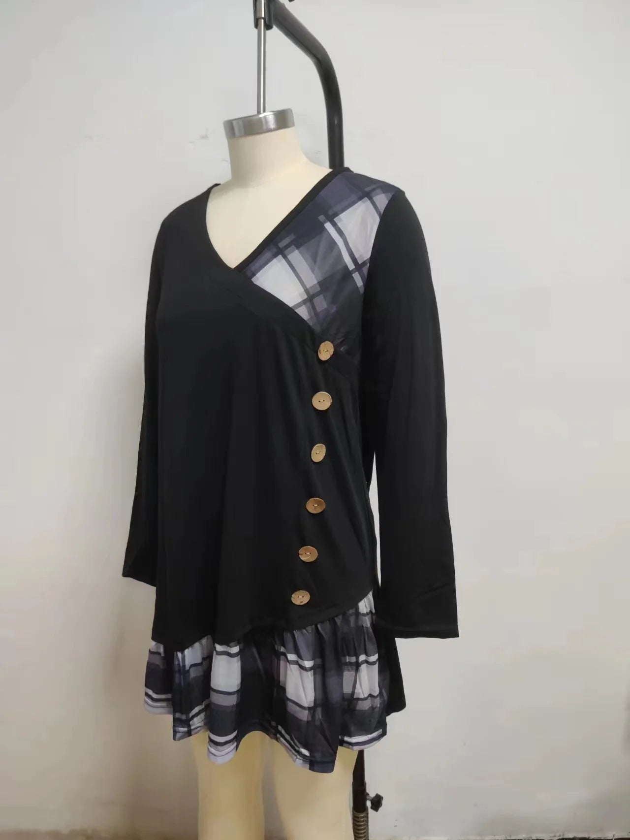 Long Sleeve V-Neck Loose Party Dress — Elegant Button Casual Autumn Winter Dress
