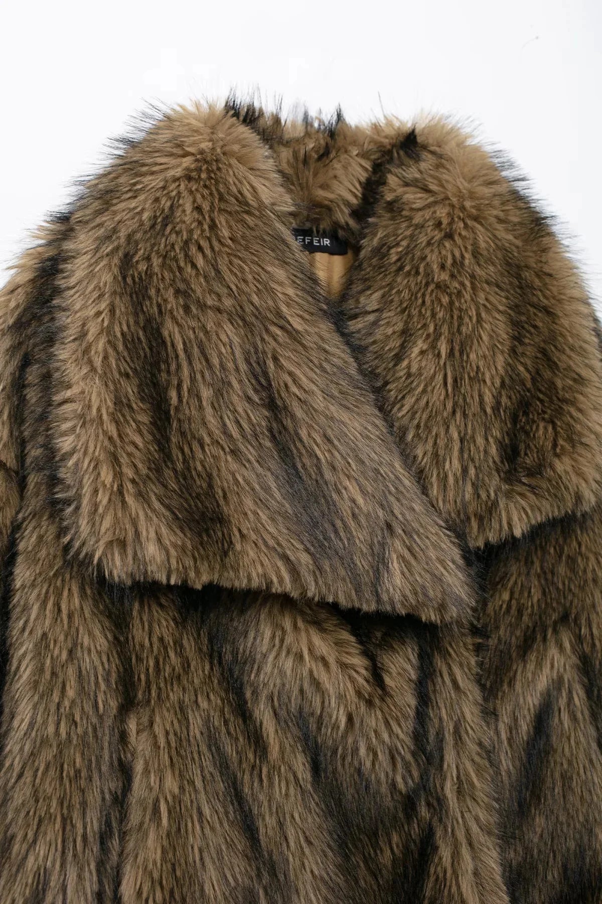 Women's Oversized Faux Fur Jacket – Single-Breasted Elegant Warm Coat