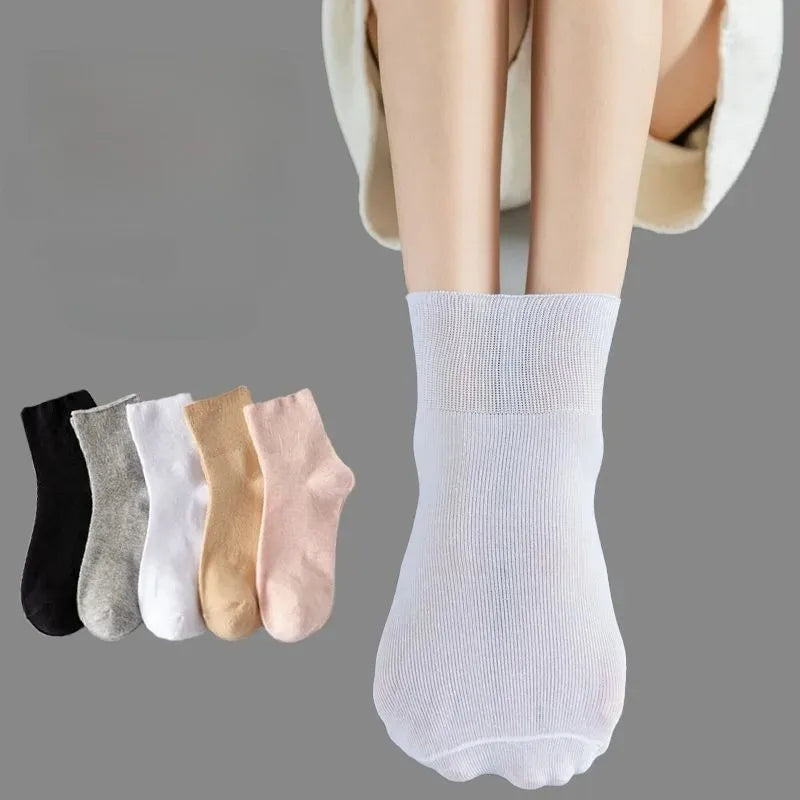 Women's Diabetic Non-Binding Socks – 5 Pairs for Pregnant, Elderly & Everyday Comfortable Breathable Black & White
