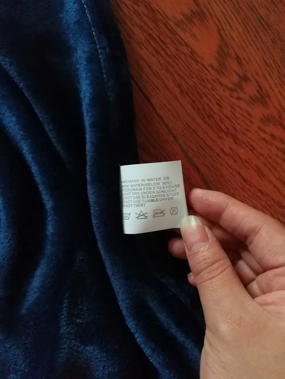 Coral Fleece Flannel Blanket – Solid Blue & Pink Soft Warm Bedspread & Sofa Cover