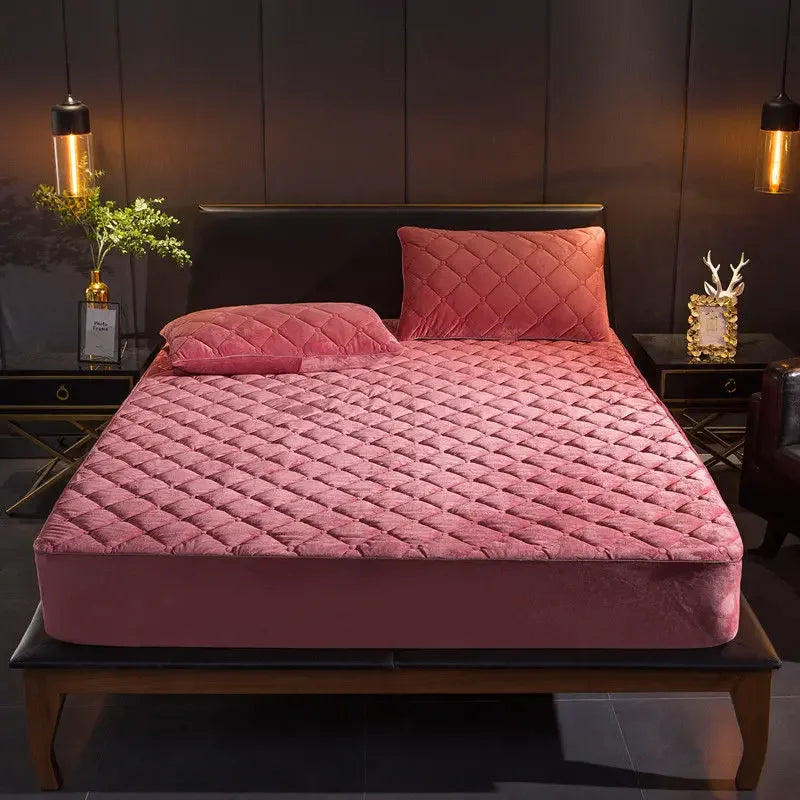 Crystal Velvet Quilted Mattress Cover – Warm Plush Fitted Sheet, Queen & King, No Pillowcase