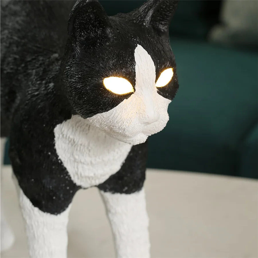 Cat Table Lamp – Resin Sculpture with Light-Up Eyes