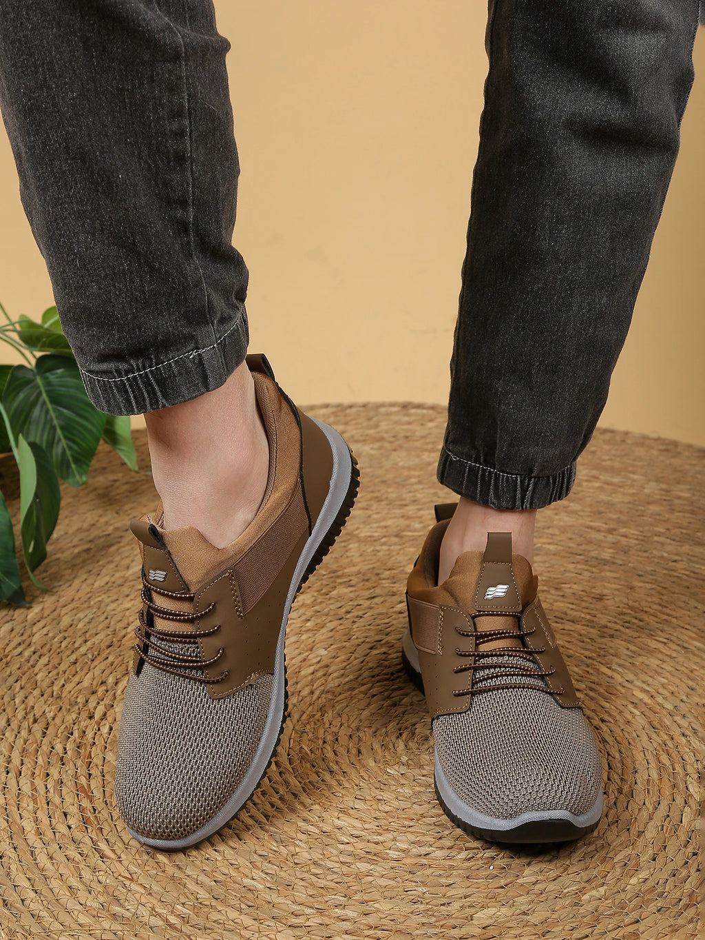 Men's Low-Top Fashion Sports Shoes — Walking & Running