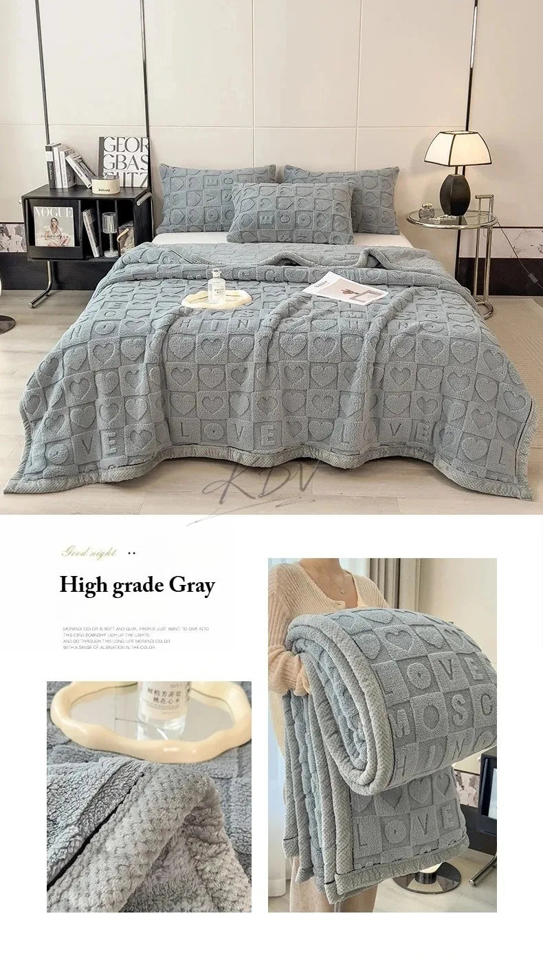 Heart Pattern Fleece Blanket – Cozy Throw & Bedding Sets