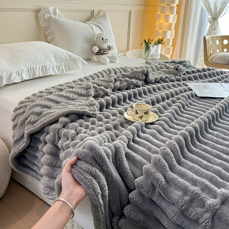 Thickened Wide Stripe Plush Flannel Multifunctional Blanket – Bed Sheet, Sofa & Nap Cover, 7 Colors & 5 Sizes