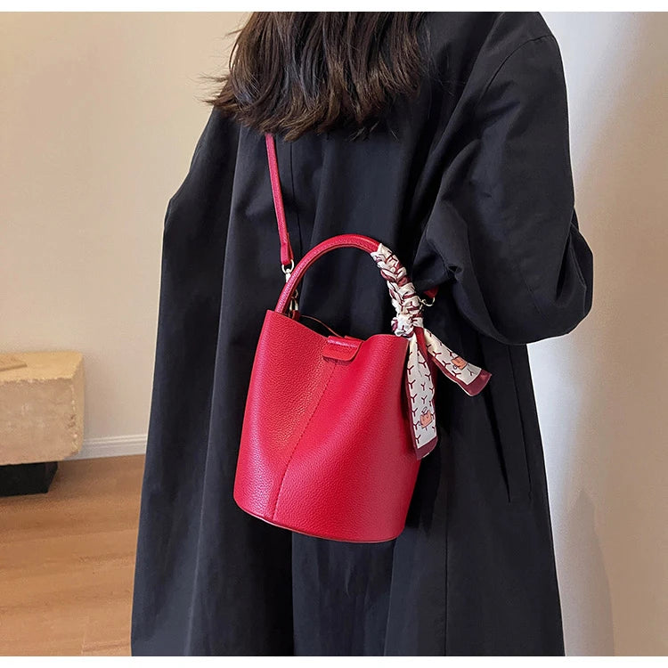 Fashion Simple PU Leather Bucket Shoulder Bag – Luxury Commuter Handbag for Women