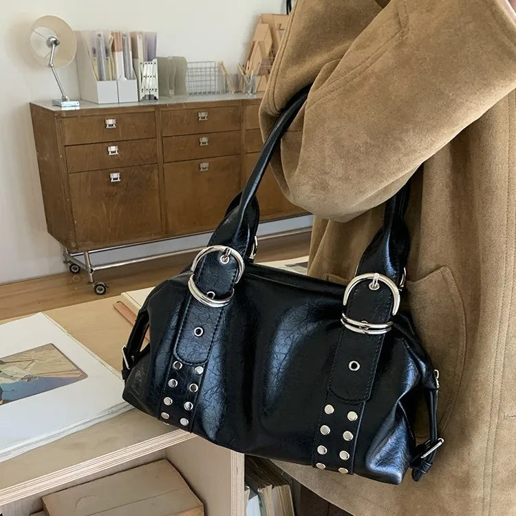 Women's Rivet PU Leather Motorcycle Shoulder Bag – Hot Girl Underarm Handbag in Black & White