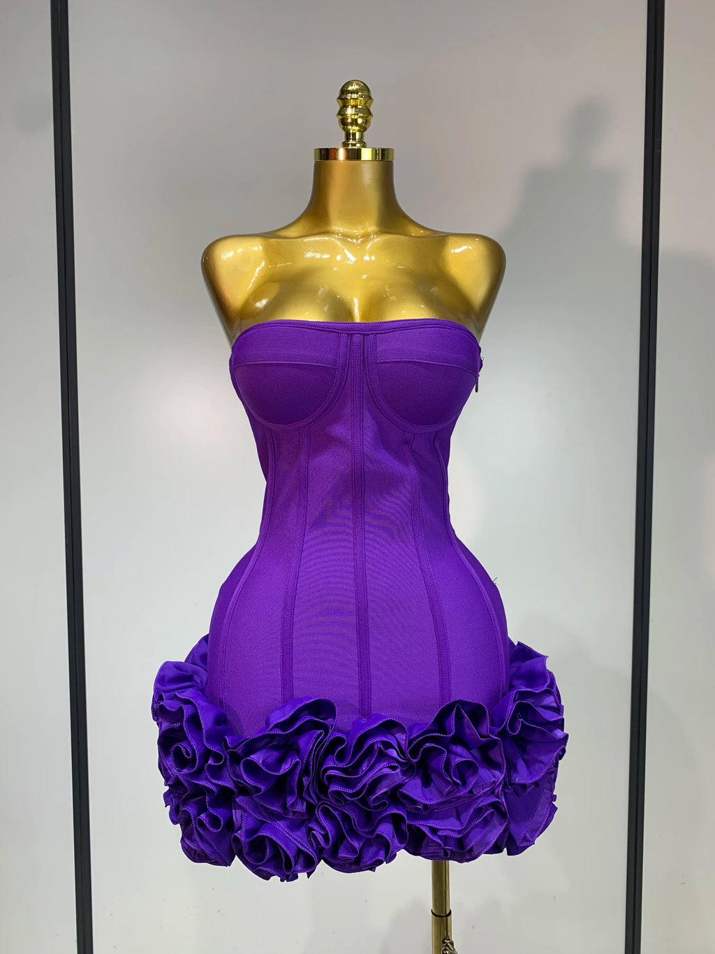 Flower Embellished Strapless Bandage Mini Dress — Backless Bodycon Celebrity Party Dress