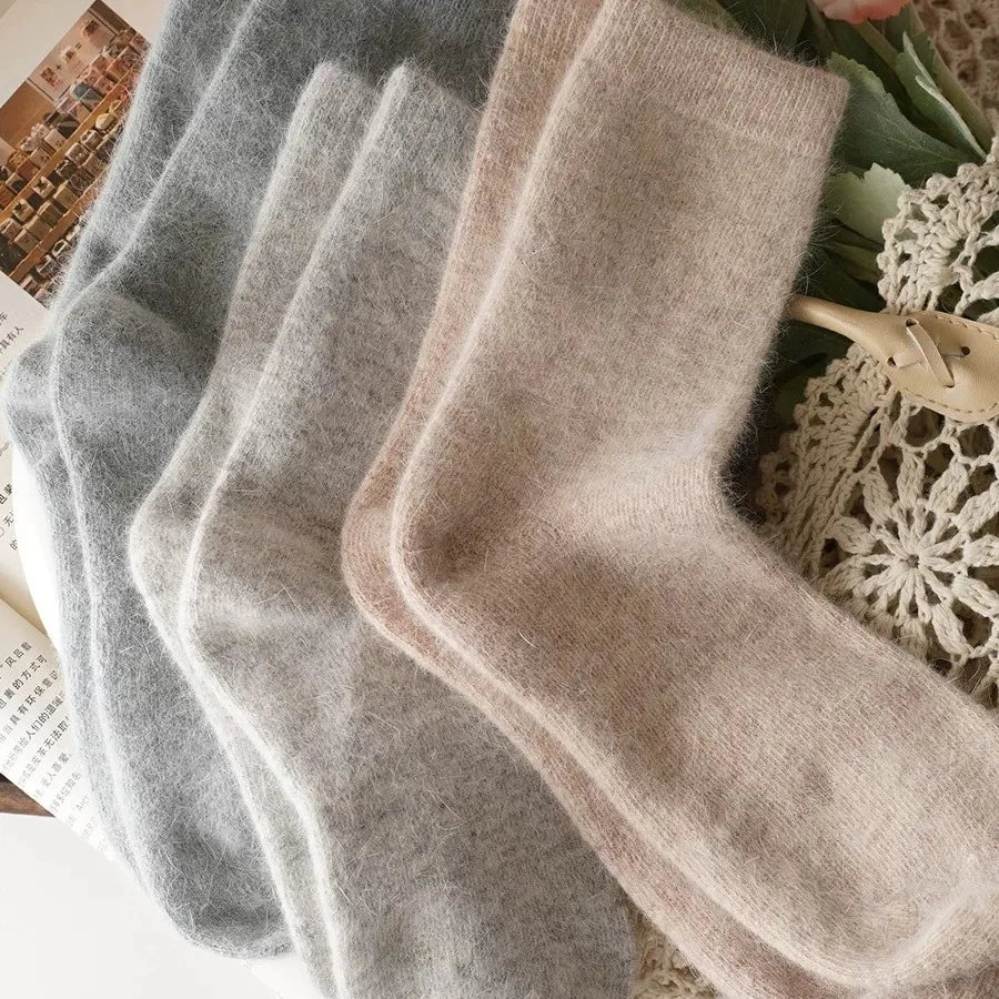 Thick Cashmere-Blend Winter Crew Socks