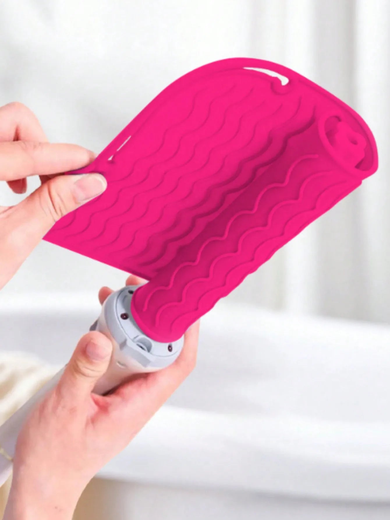Silicone Heat Resistant Mat — Travel Hair Tool Pad for Flat Iron & Curling Iron