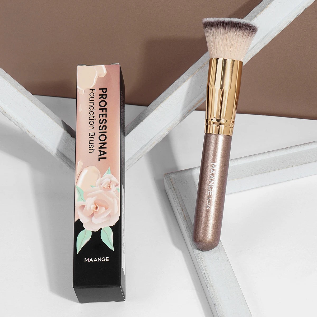 MAANGE Single Makeup Brush with Box — Foundation & Blush