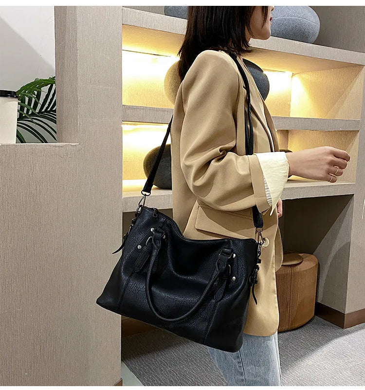 Vintage Patent Leather Pillow Shoulder Bag – Luxury Hobo Crossbody Handbag for Women