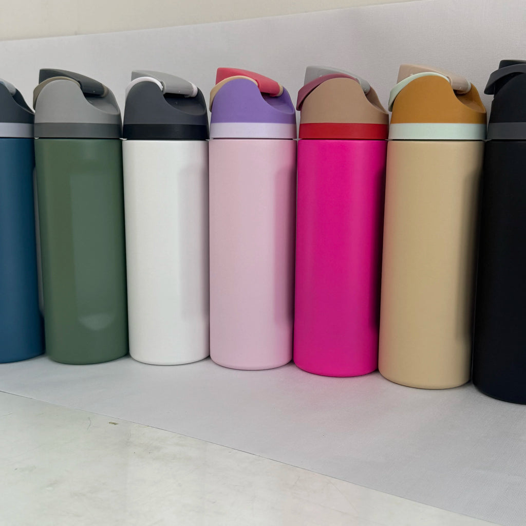 24oz Insulated Stainless Steel Sports Tumbler – Leak-Proof, BPA-Free Travel Cup with Silicone Base