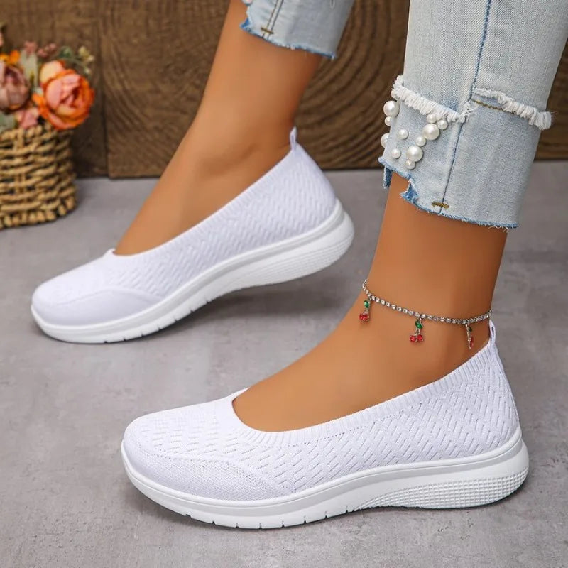 Women's Soft Sole Comfortable Sneakers – Lightweight Summer 2026 Shoes
