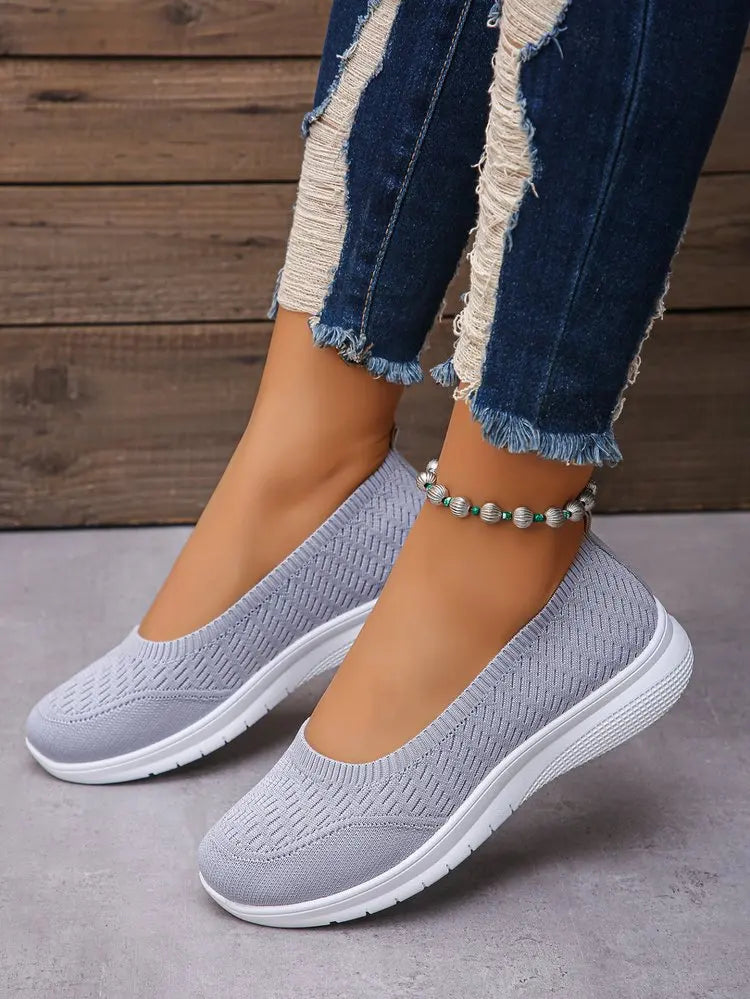 Women's Soft Sole Comfortable Sneakers – Lightweight Summer 2026 Shoes