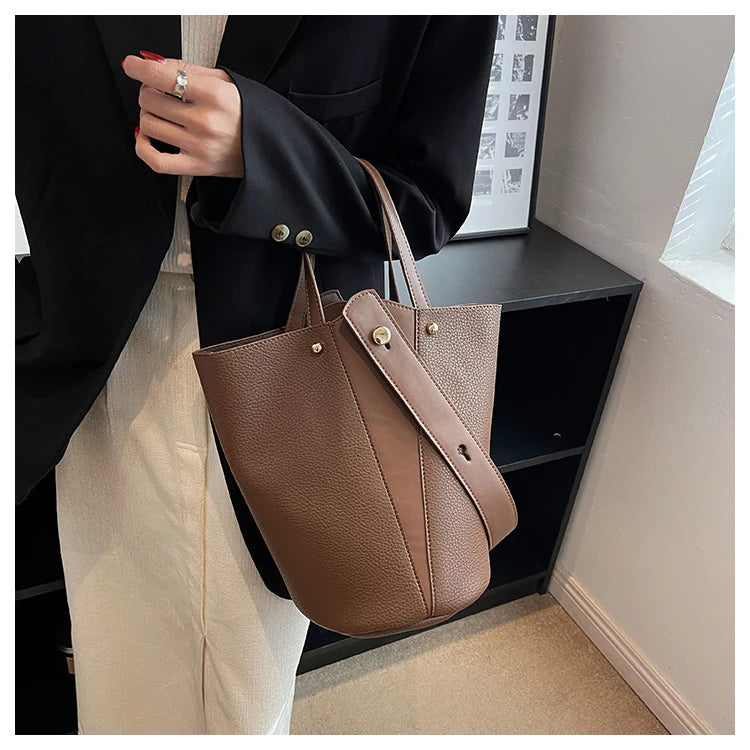 Luxury PU Bucket Bag – Trending Crossbody Shoulder Tote for Women 2026