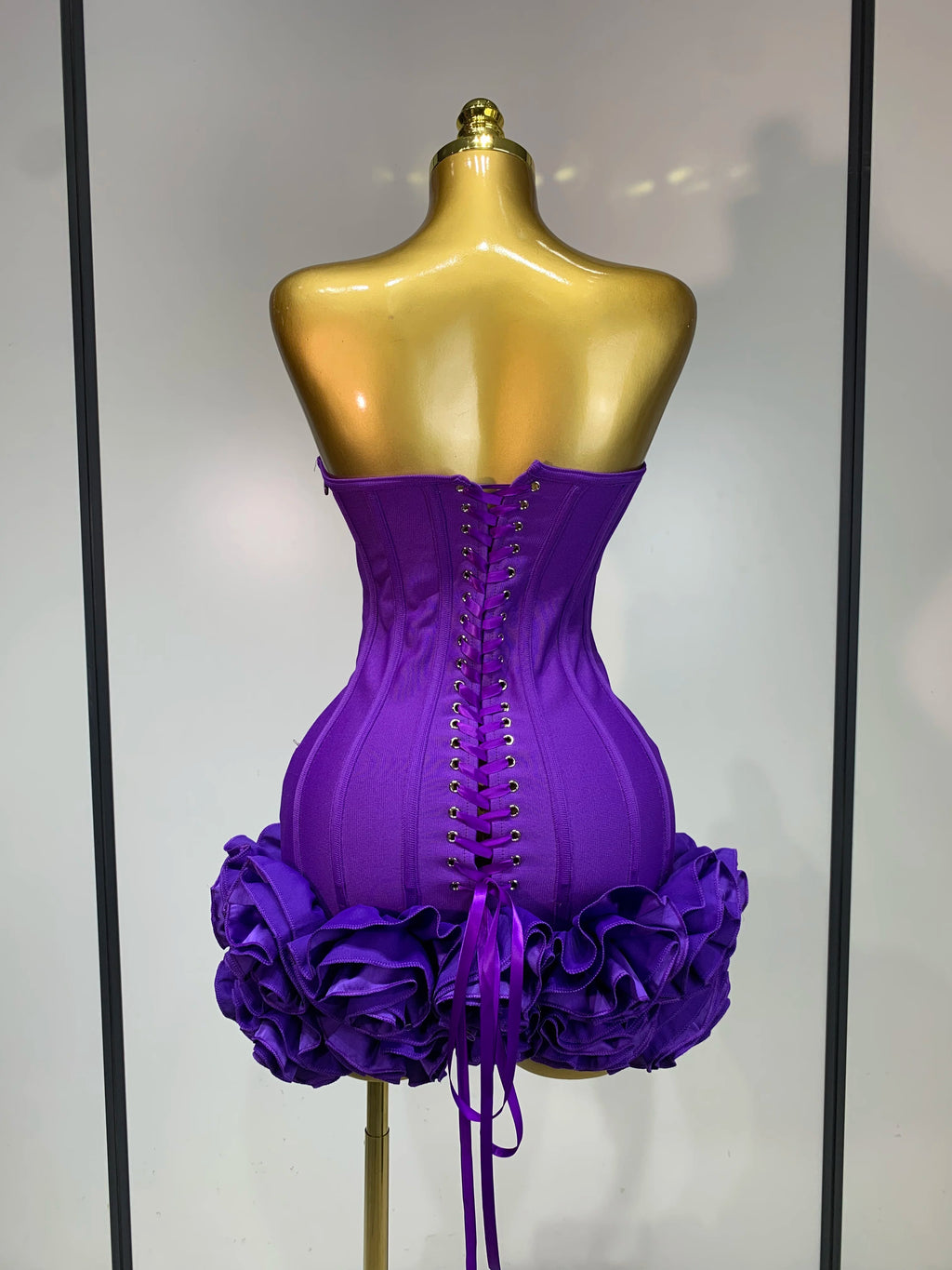 Flower Embellished Strapless Bandage Mini Dress — Backless Bodycon Celebrity Party Dress