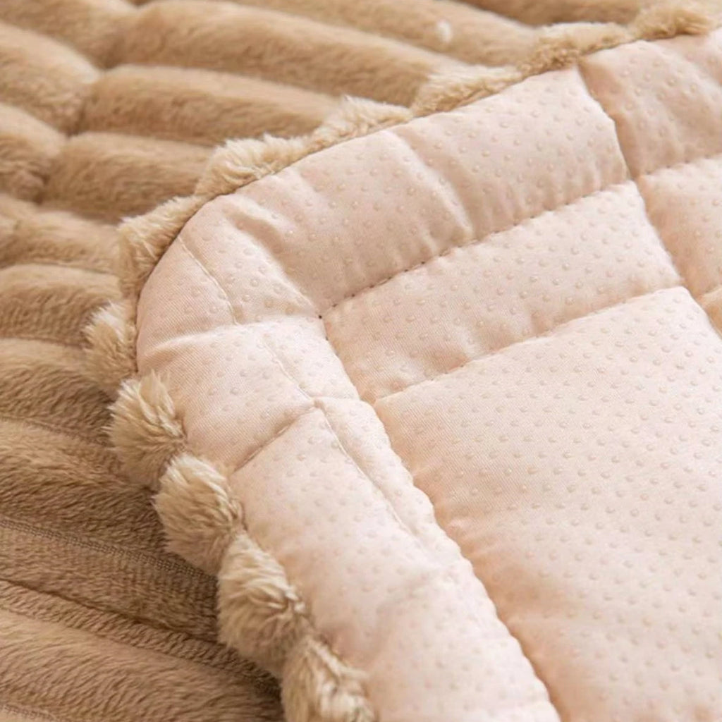 Quilted Stripe Flannel Sofa Pad – Thickened Winter Sofa Cover, Slipcover & Multiuse Sofa Towel