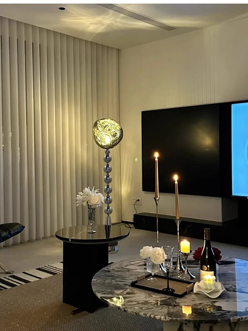LED Floor Lamp – 150 cm Black or Silver