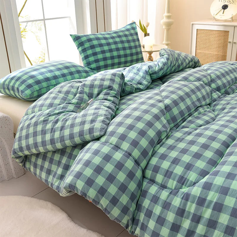 Plaid Yarn-Dyed Flannel Fleece Comforter – Thick Winter Blanket in 7 Colors, 3 Sizes