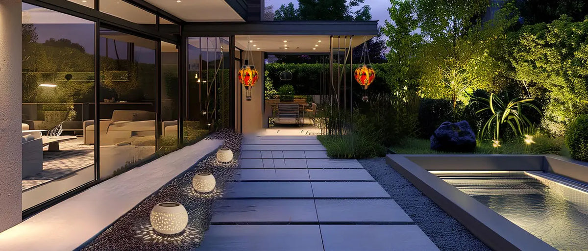 Solar Table Lamp – Warm LED Patio Lantern