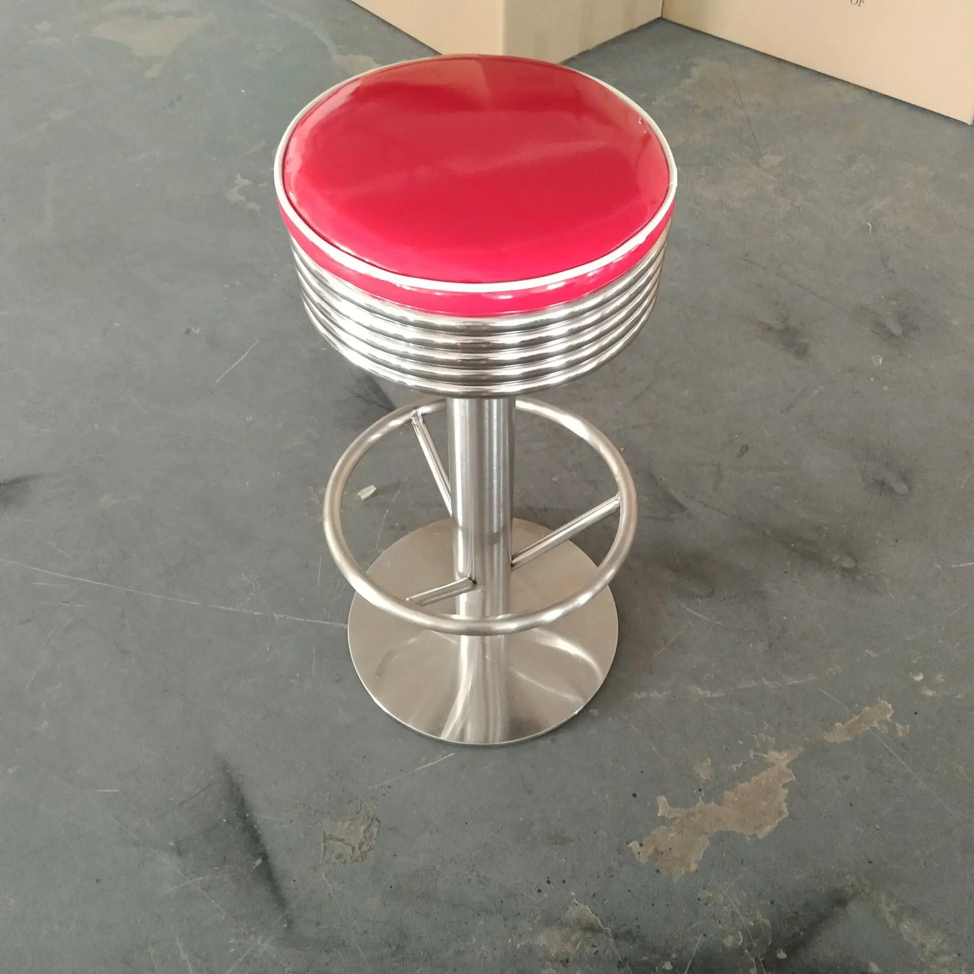 Simple Home Salon Stool — Adjustable Rotating Seat