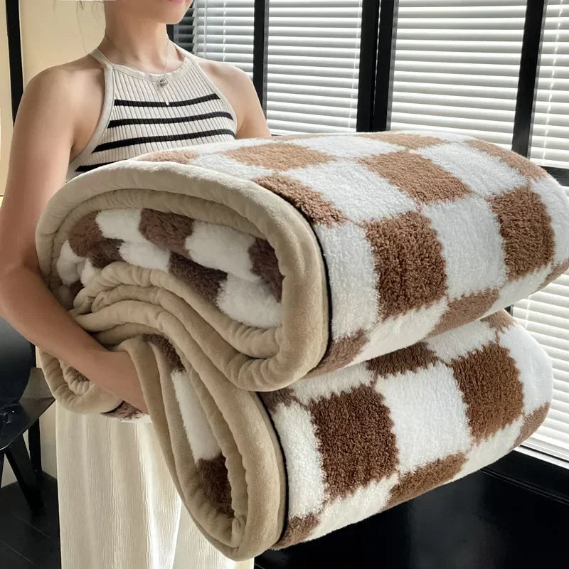 Thick Plaid Coral Fleece Blanket – Soft Warm Bed & Sofa Blanket, Home & Office, Winter