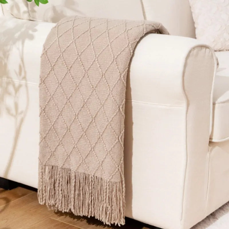 Knitted Acrylic Throw Blanket with Tassels – Chunky Farmhouse Style, 28 Colors & 2 Sizes