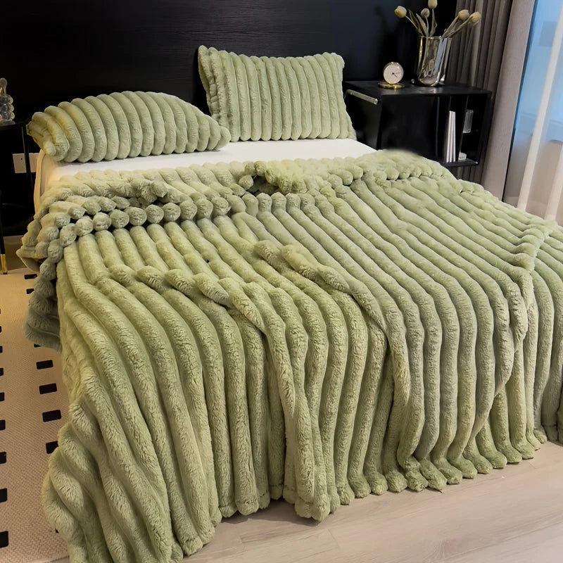 Thickened Wide Stripe Plush Flannel Multifunctional Blanket – Bed Sheet, Sofa & Nap Cover, 7 Colors & 5 Sizes