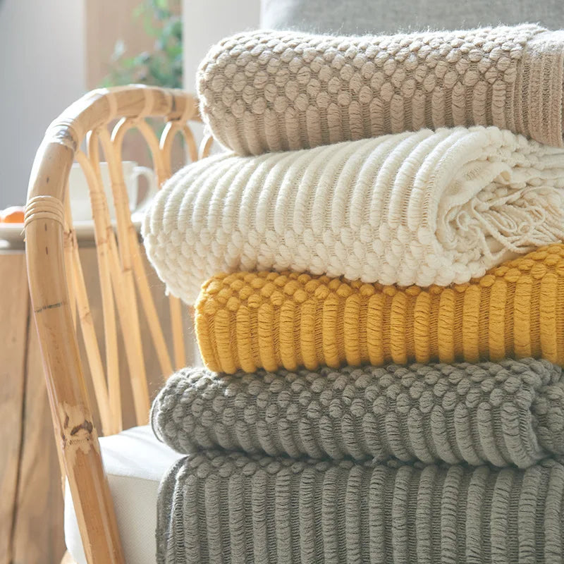 Knitted Acrylic Throw Blanket with Tassels – Chunky Farmhouse Style, 28 Colors & 2 Sizes